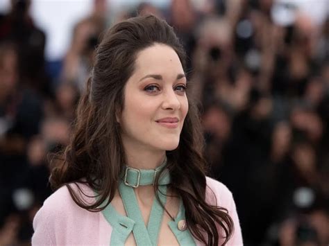 Marion Cotillard Maman Exemplaire D Voile Ses Petits Rituels Avec Ses