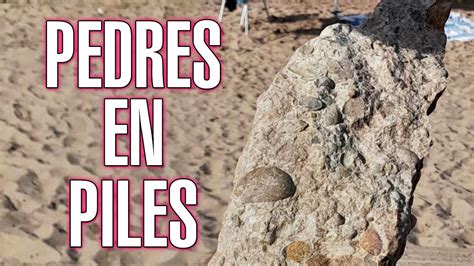 Apareixen pedres en la platja de Piles després de l última reposició d