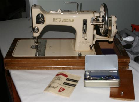 Bonnie Bs Blog Bonnies New Sewing Machinewell Old Sewing Machine