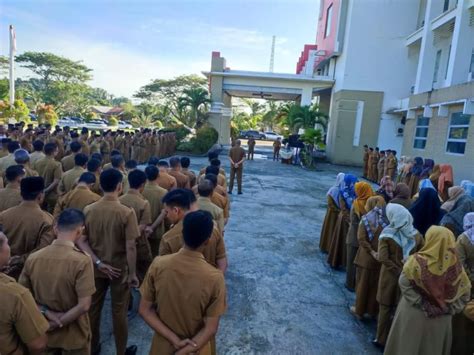 Tingkatkan Disiplin Asn Pj Bupati Simeulue Luncurkan Absensi Online