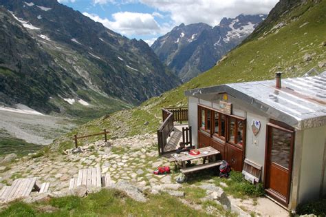 Is Re Hautes Alpes Valjouffrey Le Refuge De Font Turbat F Te Ses