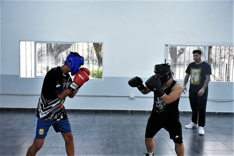 Clases Gratuitas De Boxeo Para NiÑos Y Adolescentes Merlo Buenos Aires