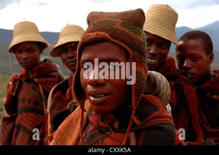 Group of young Basotho men wearing traditional Basotho blankets in Lesotho Stock Photo - Alamy