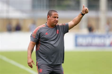 Brasileiro Sub 20 Mário Jorge Técnico Do Flamengo Fala Sobre