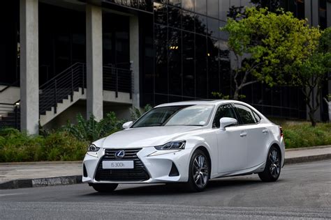 Lexus Is300h 2018 Launch Review Za