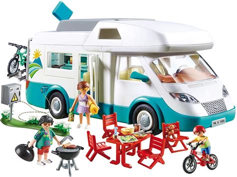 Family Fun: Camper Vehicle Playset. - Toy Sense