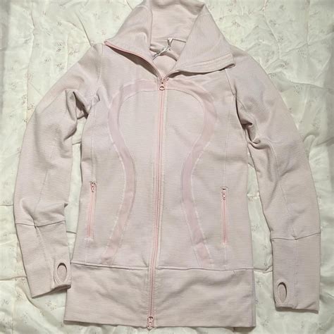 Baby Pink Lululemon Define Jacket🩰 Zipper Is Jammed Depop