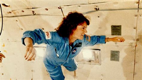 Remembering Christa Mcauliffe 32 Years After Challenger Explosion