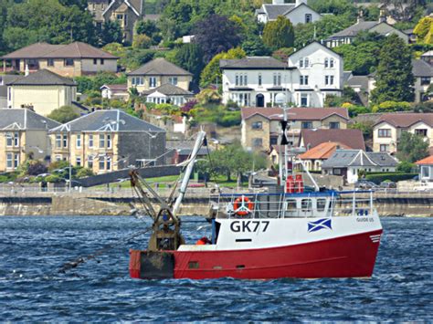 Fishing Boat Guide Us In The Firth Of Thomas Nugent Cc By Sa 2 0