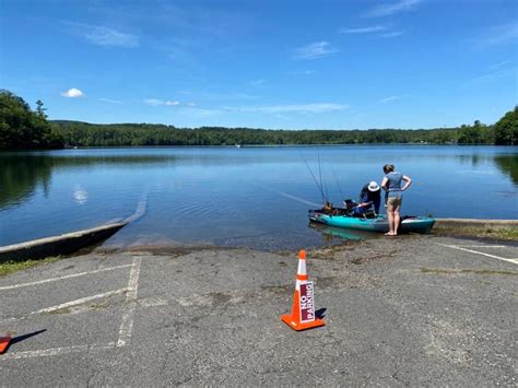 Laurel Lake