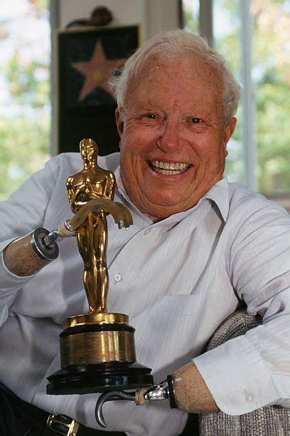 Harold Russell Photos – Pictures of Harold Russell | Getty Images