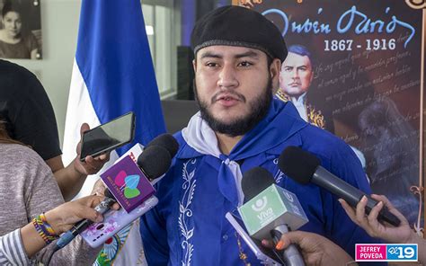 Saludan los 135 años de Azul con recital de poesía en Managua