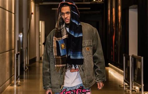 Jazz Star Jordan Clarkson Goes From Nba Tunnels To Fashion Runways In