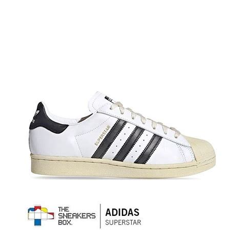 Introduced for the first time in 1969 the Adidas Superstar is an icon ...