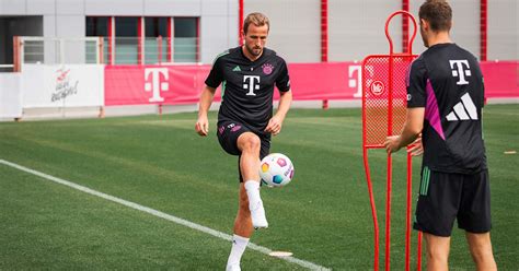 Harry Kane Erstmals Auf Dem Trainingsplatz Beim Fc Bayern