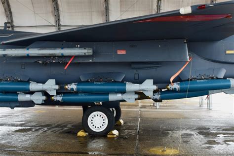 Usaf Proves Strike Eagles Can Carry 15 Jdams Air And Space Forces Magazine