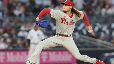 Matt Strahm Phillies Yankees USA