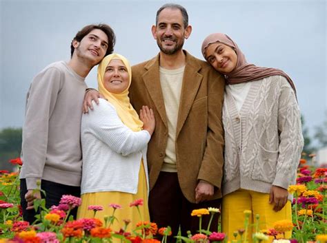 Pbs Wisconsin Projects Sheds A Light On The Lives Of Muslims Across The State