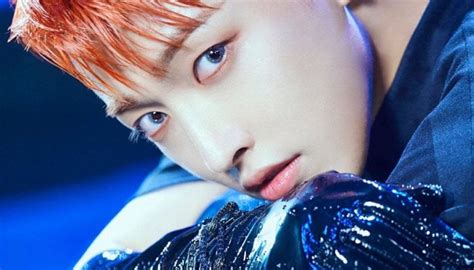 K Pop Group Ateezs Hongjoong Shows Gratitude To Senior Idols