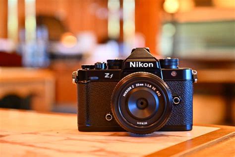 Nikon Zf Meluncur Kamera Mirrorless Full Frame Dengan Bodi Retro