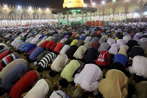 Bacaan Niat Shalat Tarawih Witir Dan Doa Kamilin Dari Tulisan Arab