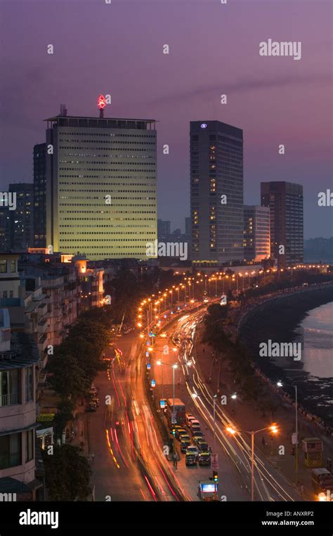 Marine Drive Mumbai Night Hi Res Stock Photography And Images Alamy