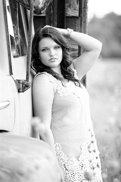 Emmy Lee Photography Seniorpix All Grown Up Reality Lace Top Lee