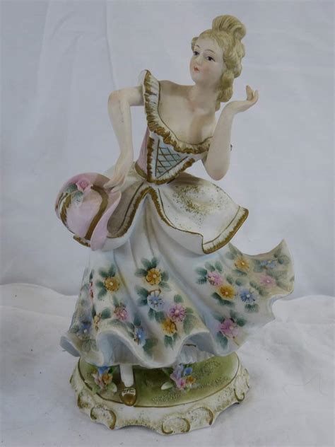 Lot Vintage Lefton Porcelain Figurine Of Woman Movin On