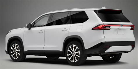 Toyota To Launch Two 7-Seater SUVs In India - Details