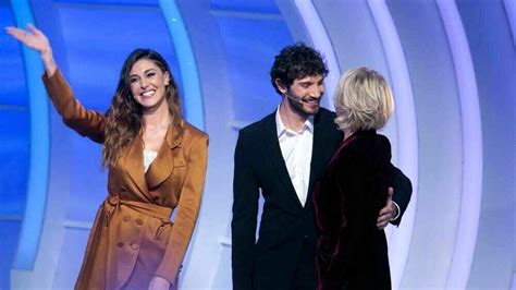 Maria De Filippi Senza Filtri Stefano De Martino Ne Ha Combinate