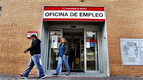 Los Parados Tardan Meses De Media En Volver A Tener Empleo Tres M S