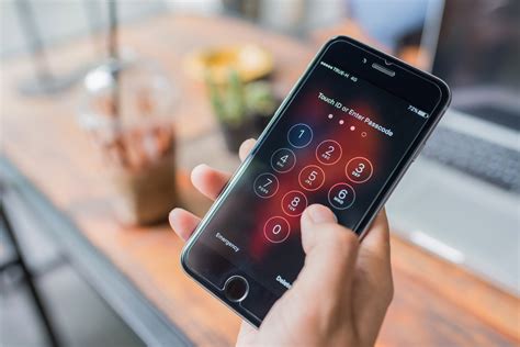 IOS 13 Passcode Bypass Bug Allows Access To Victims Phone Book