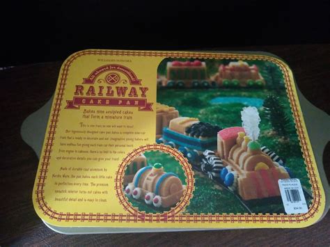 Railway Train Cake Pan Nordic Ware Williams Sonoma Nonstick 9 Cars