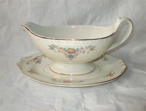 Homer Laughlin Wedgwood Gravy Boat Underplate Eggshell Georgia