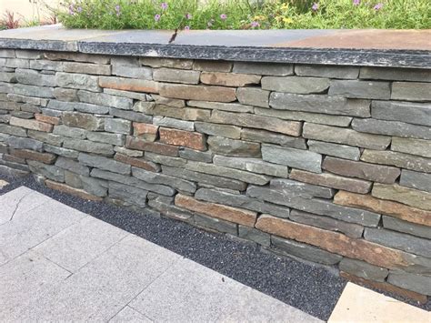 Lyngso: Bluestone (full range) natural edge dry stack wall (not avail ...