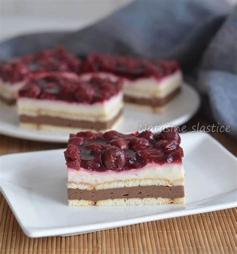 Kola Od Vi Anja Sa Keksom I Dvije Fine Kreme Food Mini Cheesecake