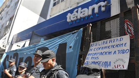 Acerca Del Cierre De Télam Y En Una Redacción Suspendida