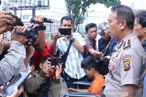 Polda Sumsel Tangkap Pemalak Sopir Truk Lintas Sumatera Antara News