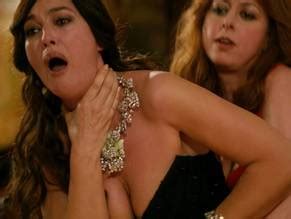 DES GENS QUI S EMBRASSENT NUDE SCENES AZNude