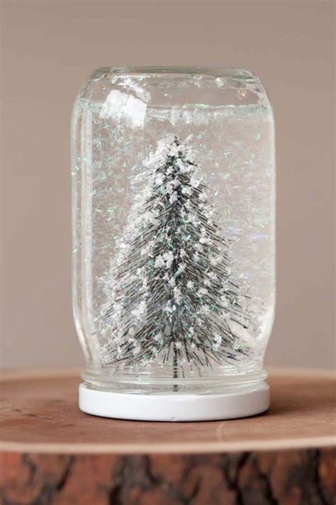 59 Festive And Fun DIY Christmas Decorations