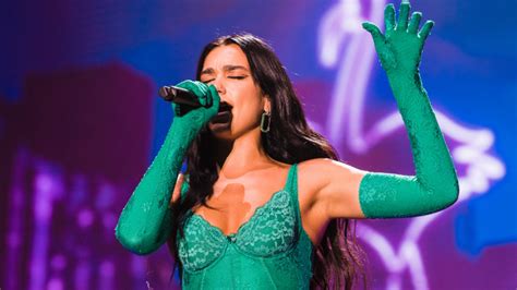 El Divertido Chascarro De Dua Lipa En Su Concierto En Chile — Fmdos