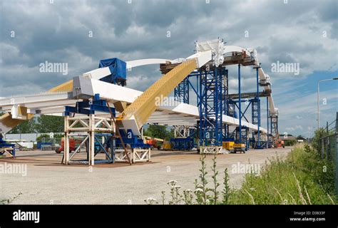 arch bridge being build on a construction site Stock Photo - Alamy