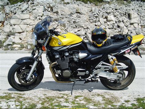 Review Of Yamaha Xjr Pictures Live Photos Description