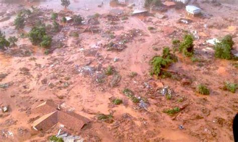 Cronaca Mondo Piogge Torrenziali Devastano Il Brasile Decine Di