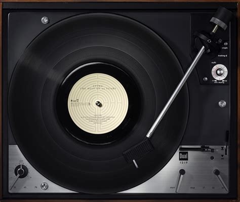 World Records Vinyl – Fubiz Media