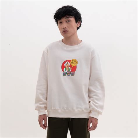 Jual M231 X Hari Merdeka Sweater Crewneck Panjang Cream 2319B Shopee