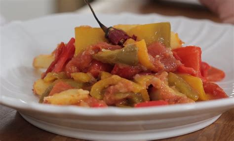 Peperonata Con Patate Controno Ricco Agrodolce Ricetta Ricette