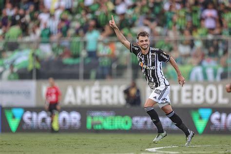 Atlético anuncia saída de Hyoran campeão da Copa do Brasil em 2021