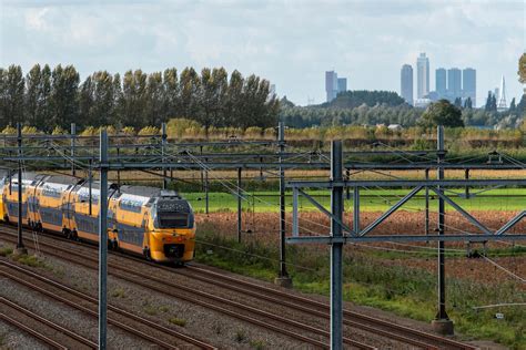 Weer Verlies Voor NS Dat Overweegt Treinkaartjes Volgend Jaar Flink