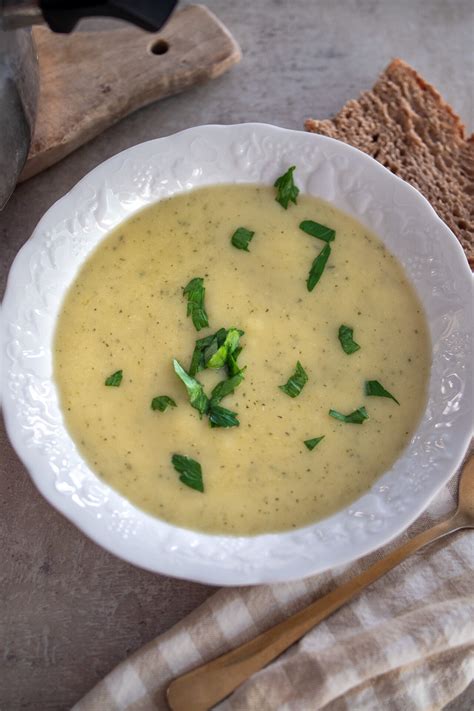 Creamy Potato Leek Soup Plantbaes